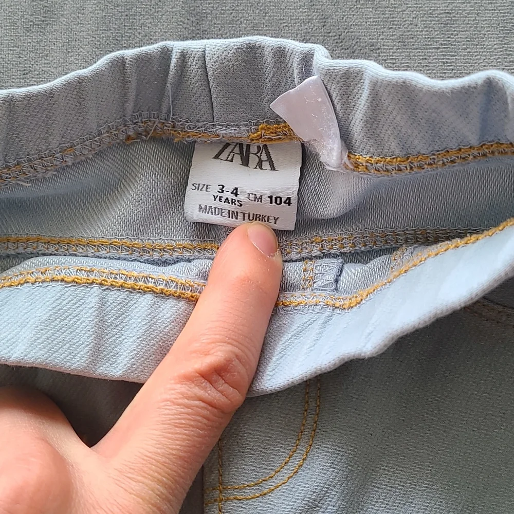 Zara pants - Picture 2 of 2